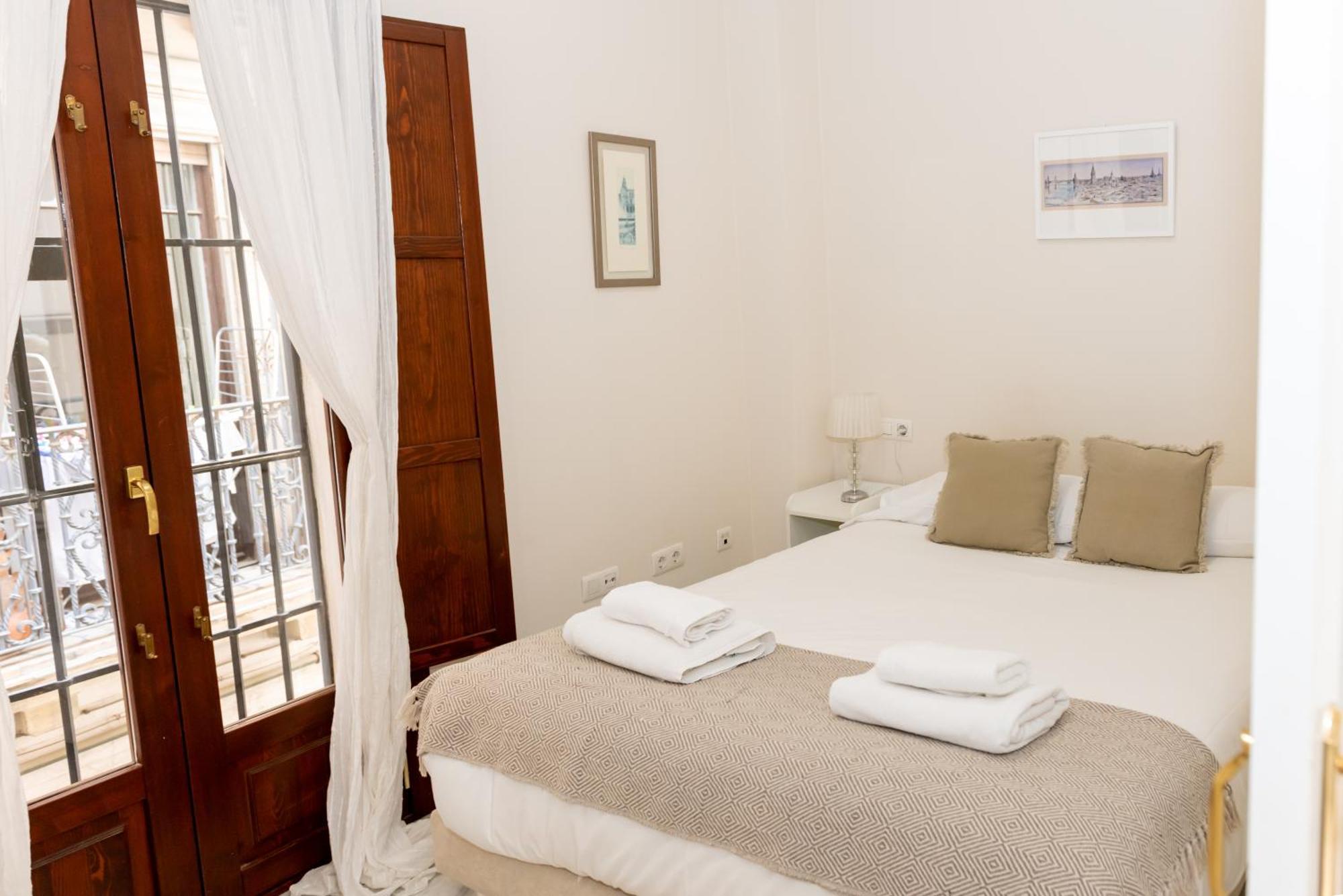 Charming & Quiet Apartment In Plaza Del Salvador Seville Luaran gambar