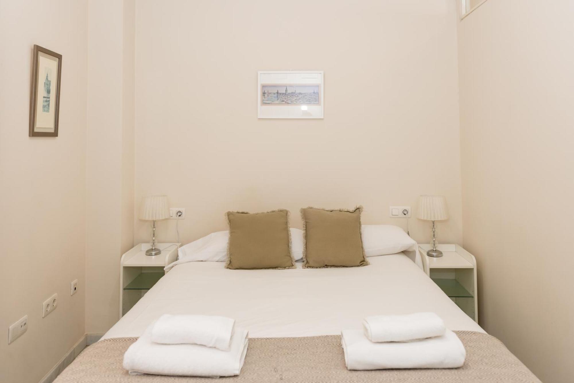 Charming & Quiet Apartment In Plaza Del Salvador Seville Luaran gambar