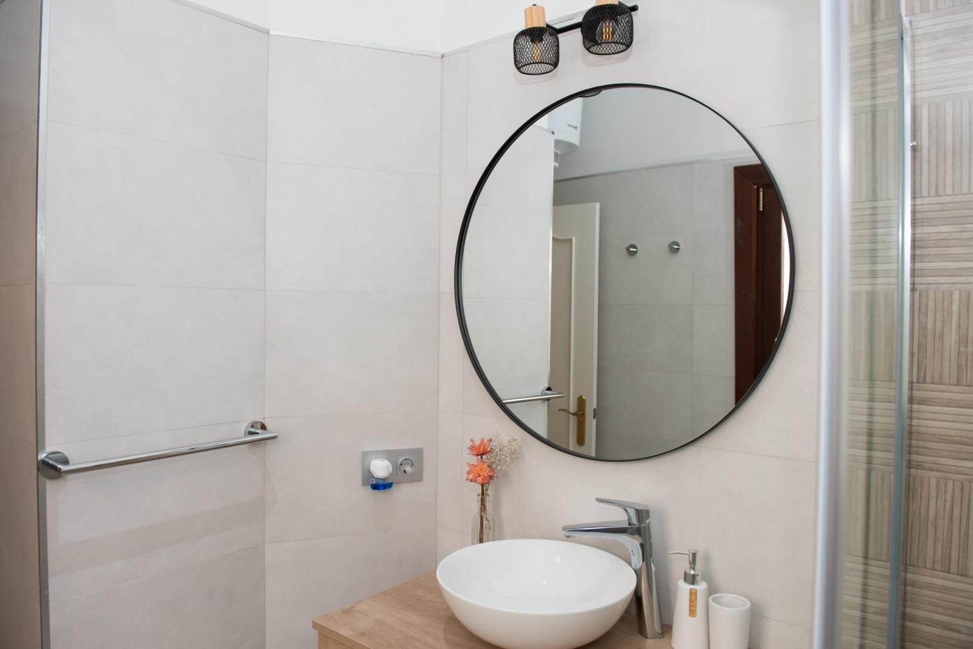 Charming & Quiet Apartment In Plaza Del Salvador Seville Luaran gambar