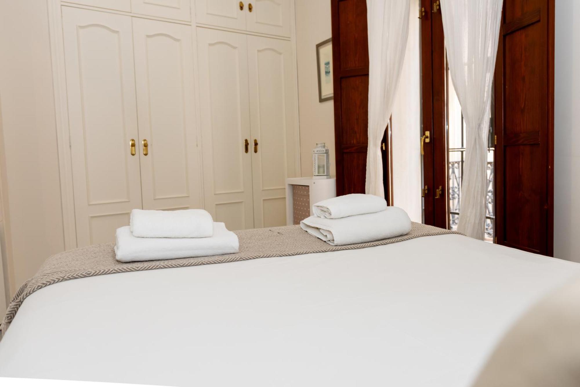 Charming & Quiet Apartment In Plaza Del Salvador Seville Luaran gambar