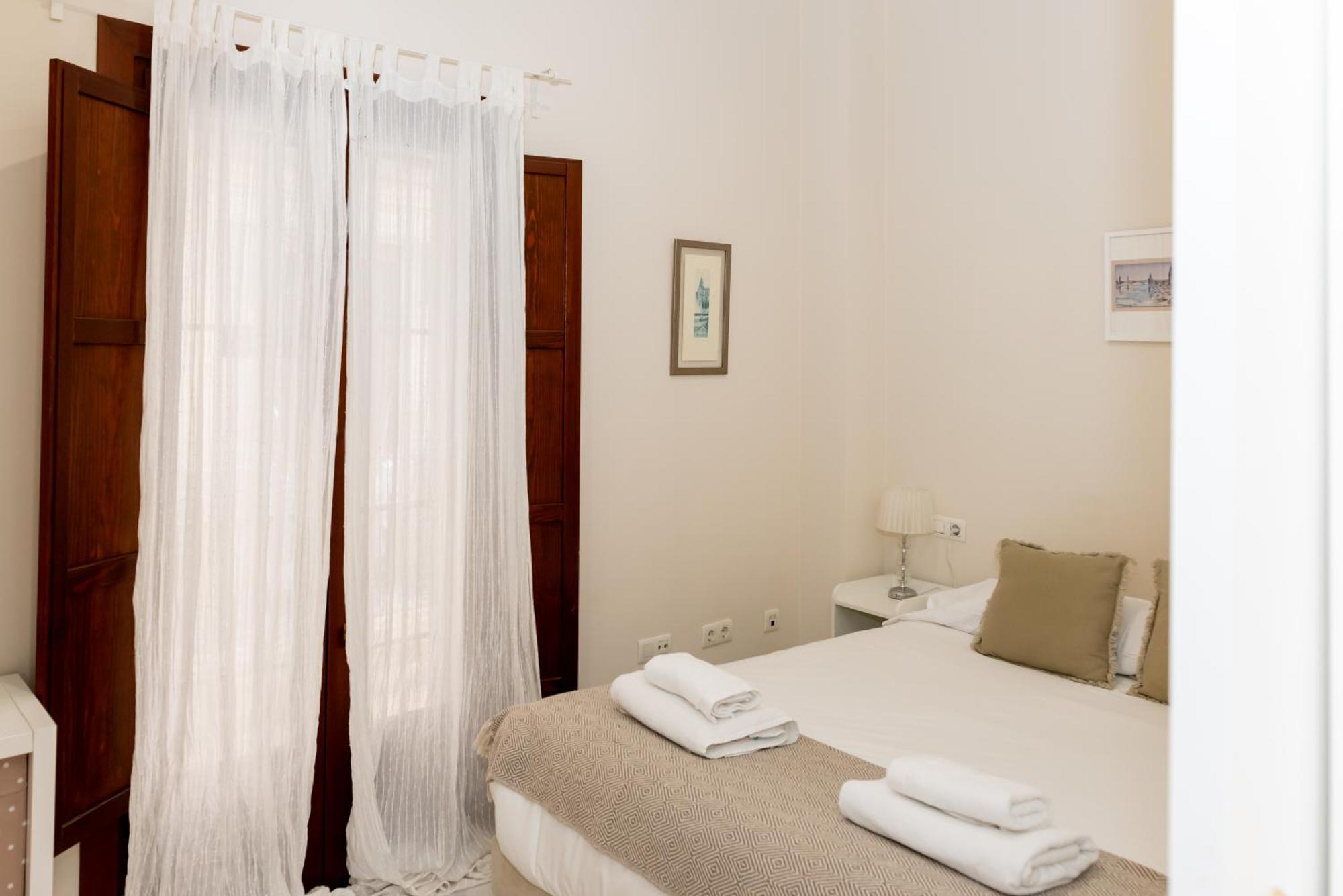 Charming & Quiet Apartment In Plaza Del Salvador Seville Luaran gambar
